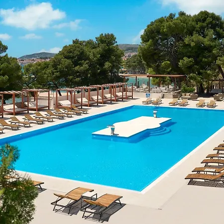 Holiday home Mobilehome + *